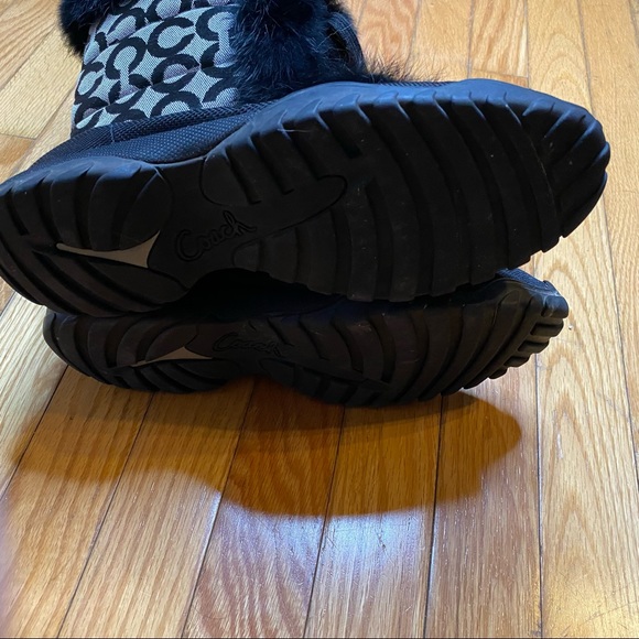 Rare Coach Jennie Winter Boots with fur lined trim - Picture 4 of 4